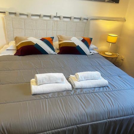 شقة Novella'S Loft Near Santa Maria Novella Station فلورنس المظهر الخارجي الصورة