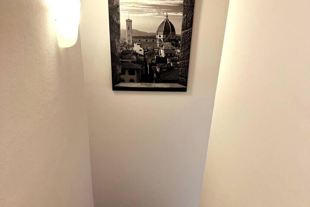 شقة Novella'S Loft Near Santa Maria Novella Station فلورنس المظهر الخارجي الصورة