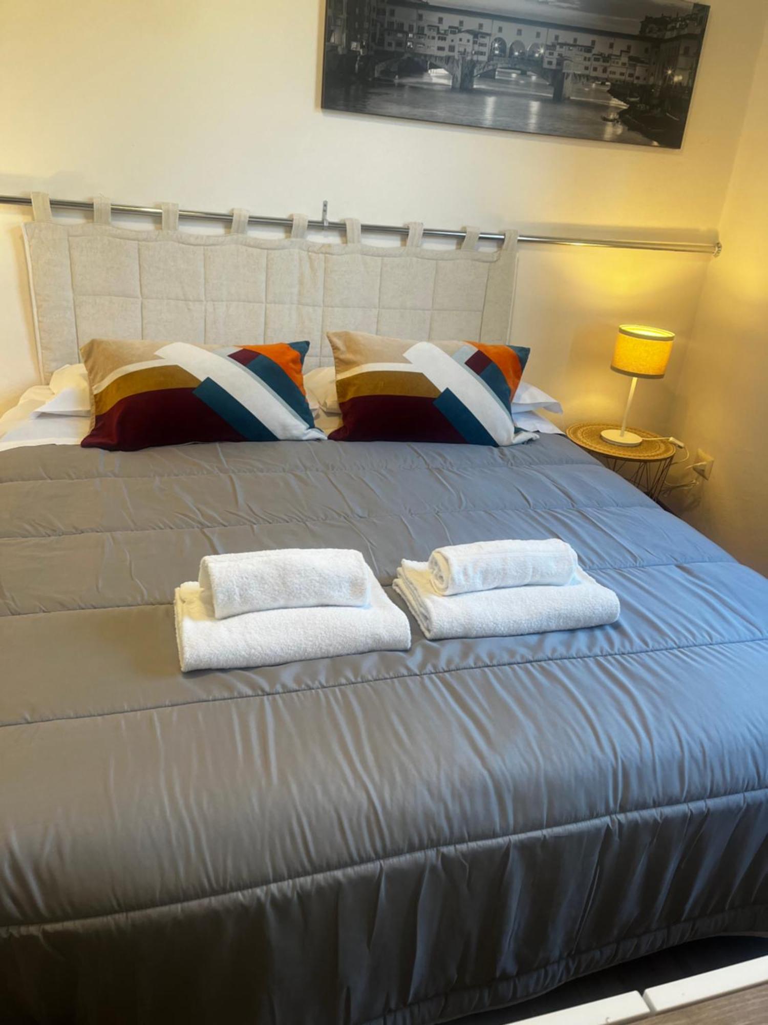 شقة Novella'S Loft Near Santa Maria Novella Station فلورنس المظهر الخارجي الصورة