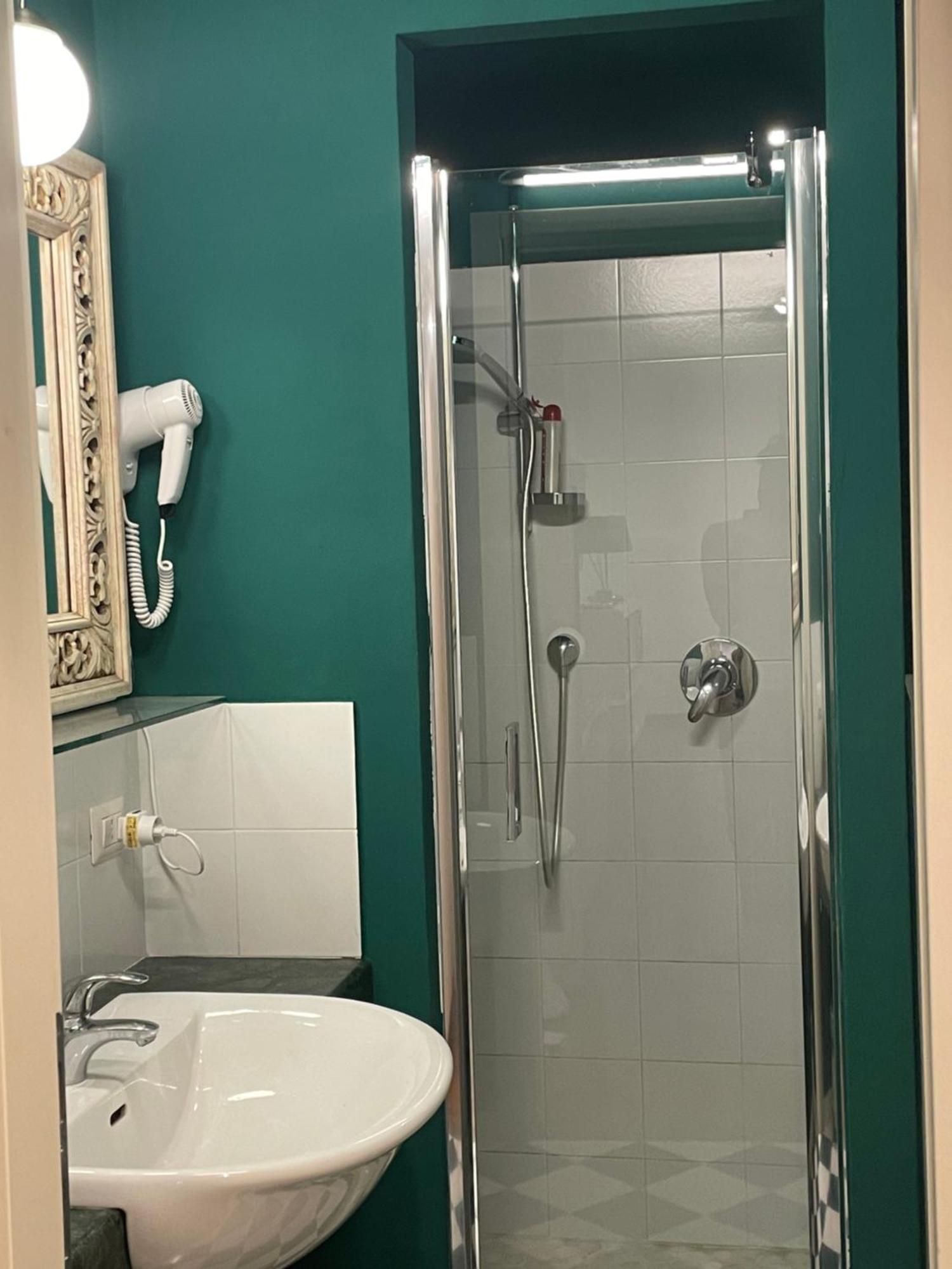 شقة Novella'S Loft Near Santa Maria Novella Station فلورنس المظهر الخارجي الصورة