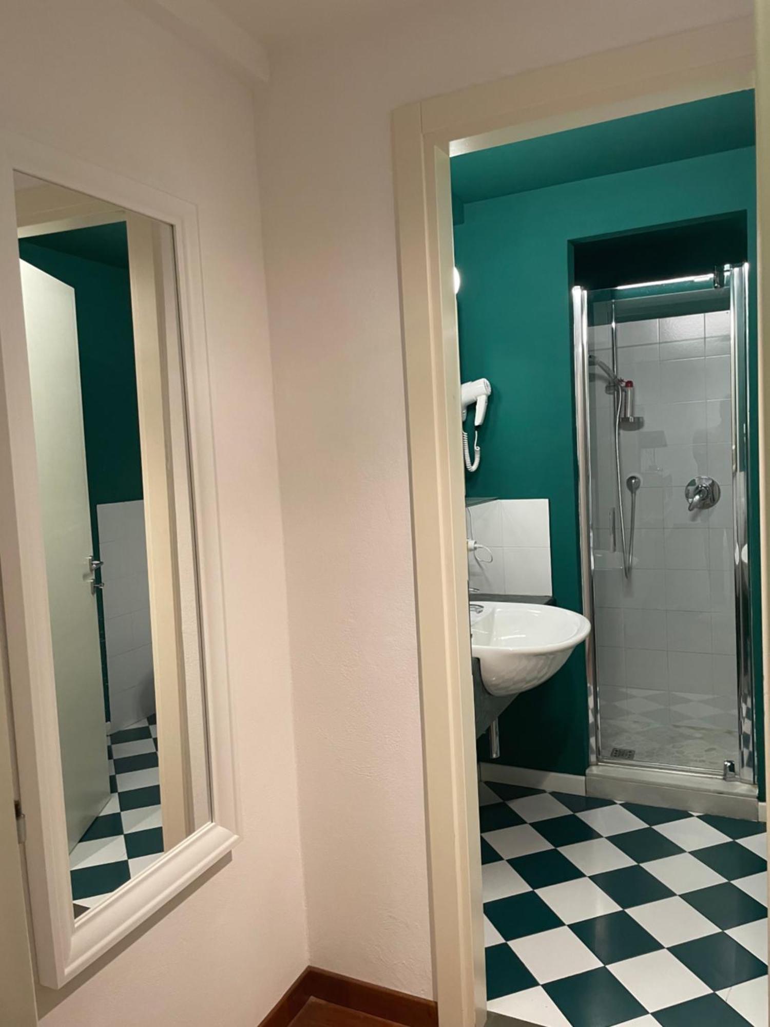 شقة Novella'S Loft Near Santa Maria Novella Station فلورنس المظهر الخارجي الصورة